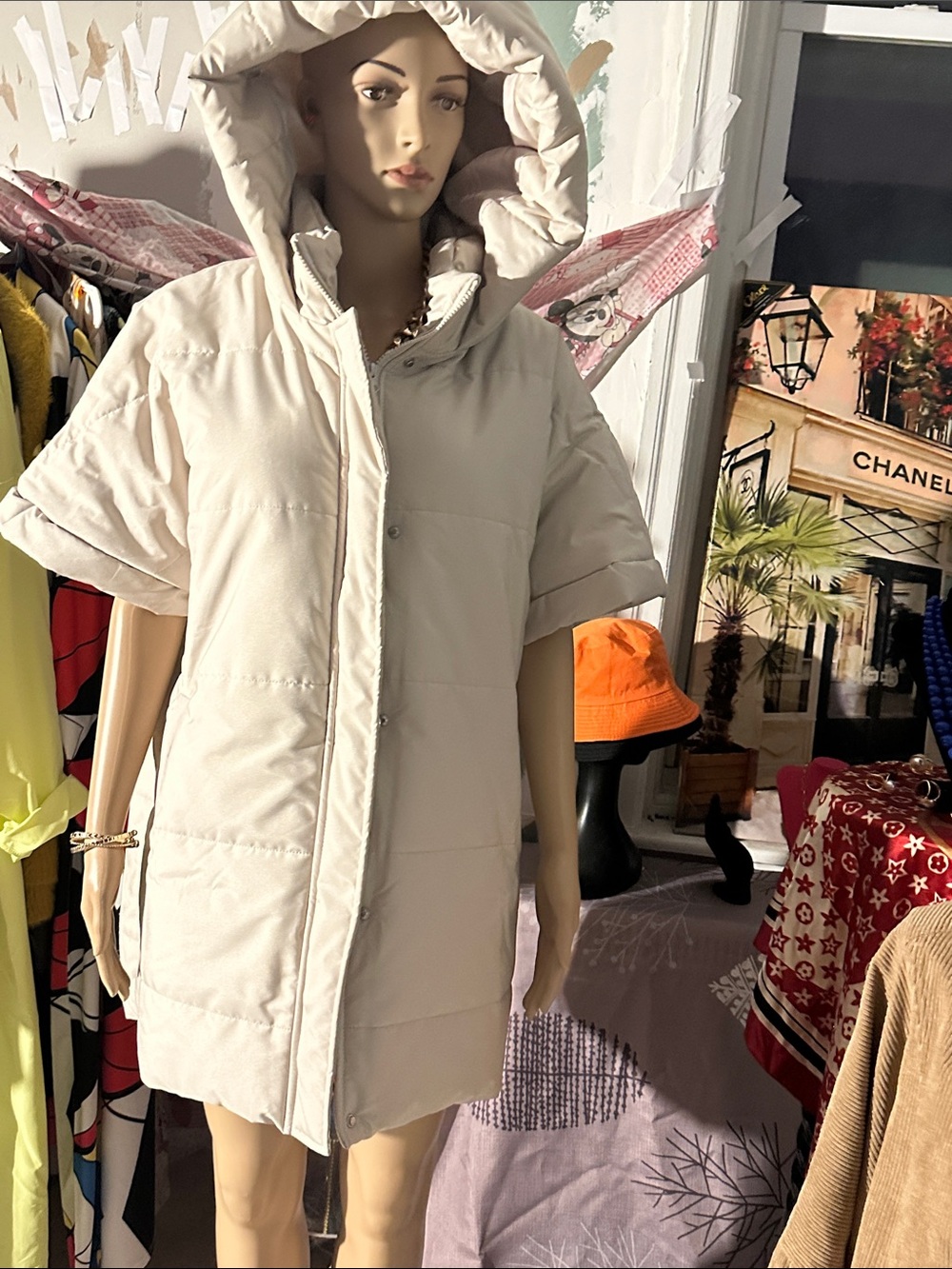 Women's Hooded Short-Sleeve Puffer Coat - Cream